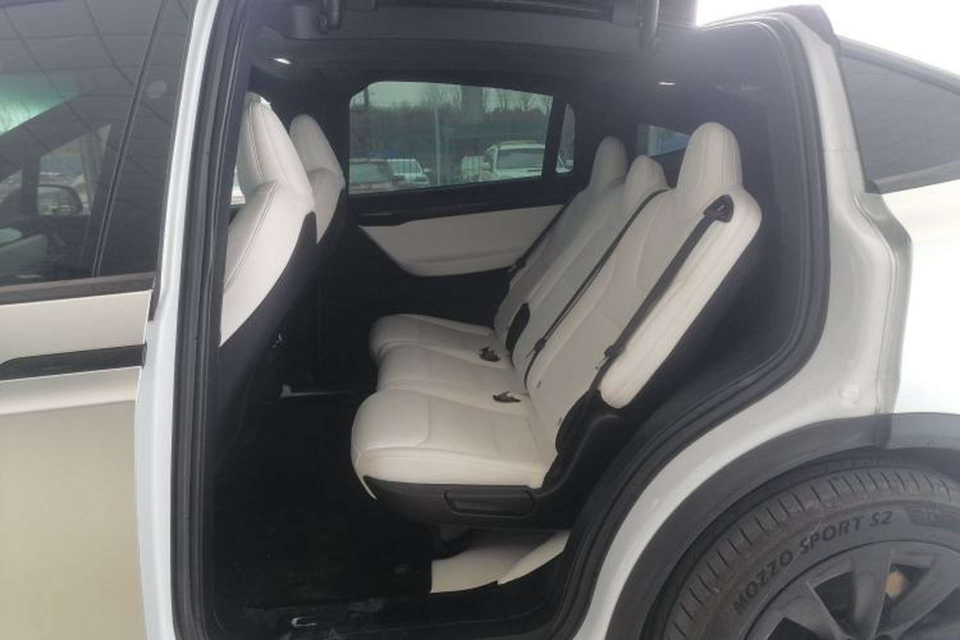 Used Tesla Model X 2019 Long-Range Version Left Rear Seat