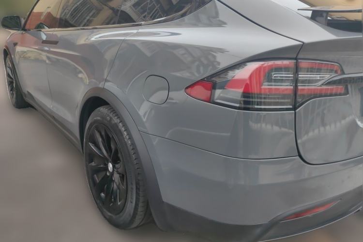 Used Tesla Model X 2019 Long-Range Version Rear Left 45 Deg