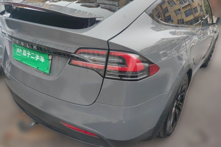 Used Tesla Model X 2019 Long-Range Version Rear Right 45 Deg