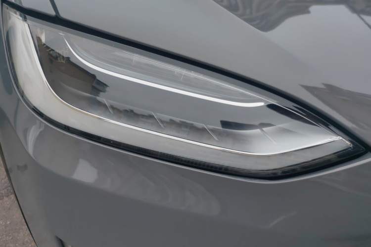 Used Tesla Model X 2019 Long-Range Version Right Front Headlight