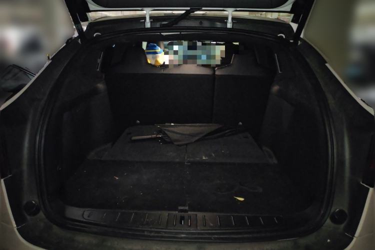 Used Tesla Model X 2019 Long-Range Version Trunk