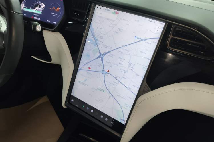 Used Tesla Model X 2019 Long-Range Version Audio And AC Panel