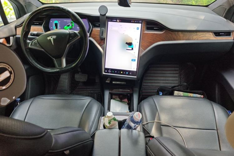 Used Tesla Model X 2019 Long-Range Version Center Console