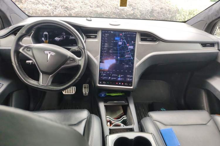Used Tesla Model X 2019 Performance High-Performance Edition Center Console