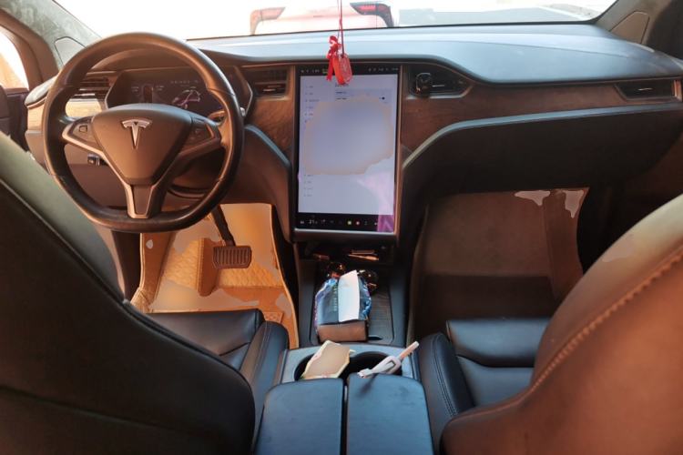 Used Tesla Model X 2019 Long-Range Version Center Console