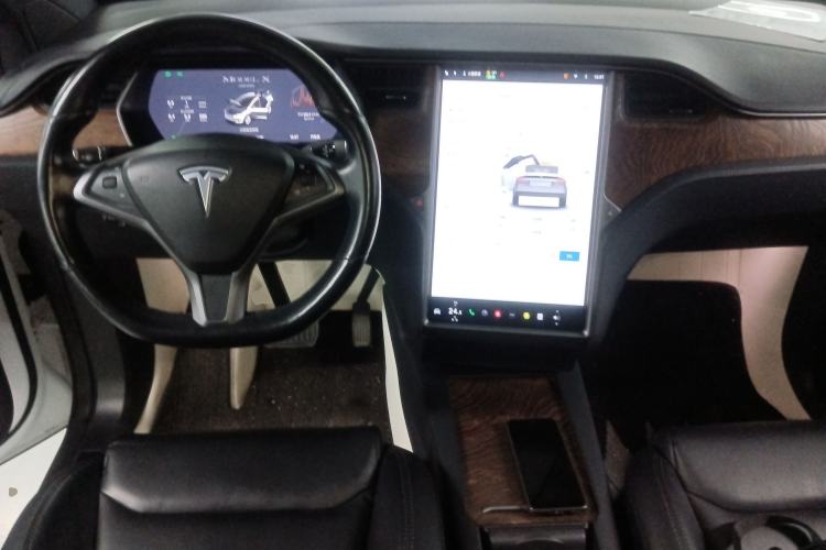 Used Tesla Model X 2019 Long-Range Version Center Console