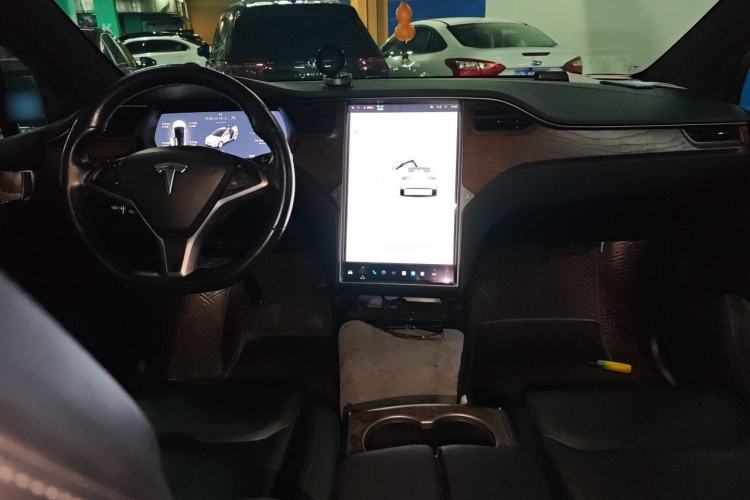 Used Tesla Model X 2019 Long-Range Version Center Console