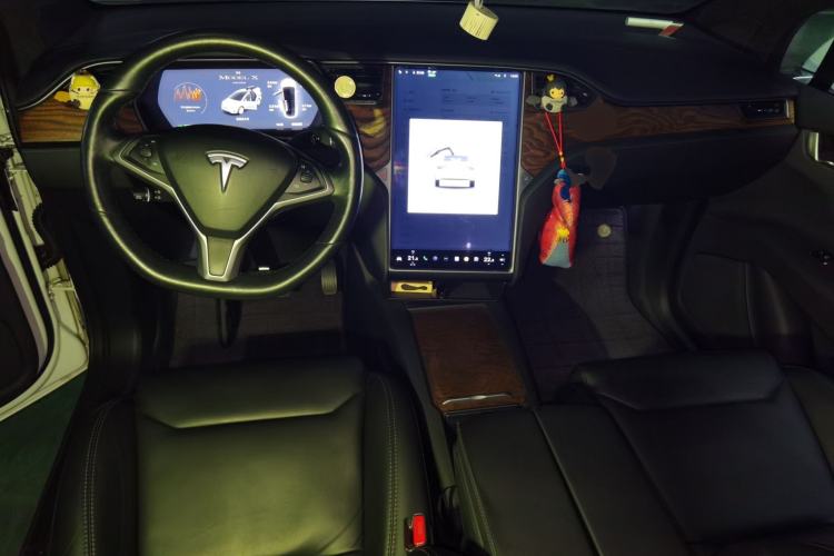 Used Tesla Model X 2019 Long-Range Version Center Console