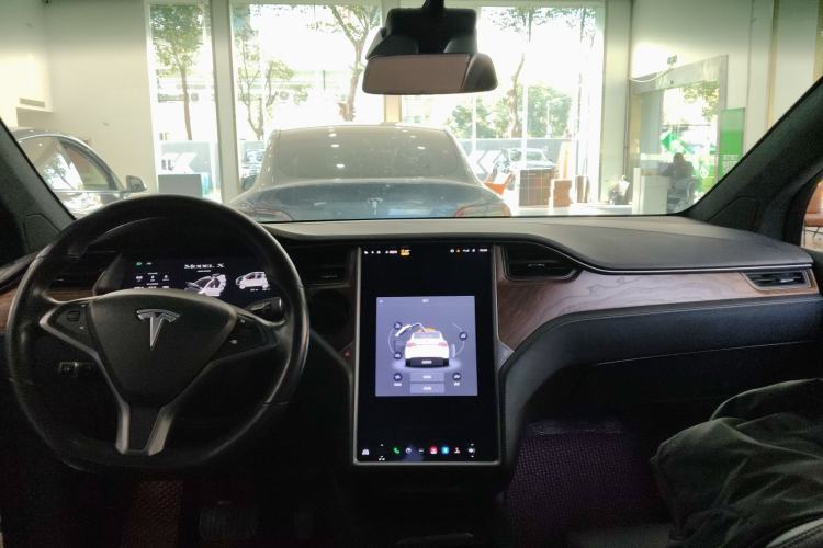 Used Tesla Model X 2019 Long-Range Version Center Console