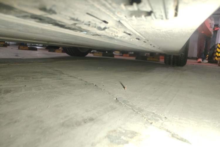 Used Tesla Model X 2019 Long-Range Version Chassis Front Left