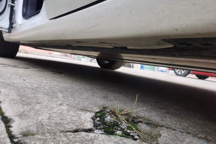 Used Tesla Model X 2019 Long-Range Version Chassis Rear Left