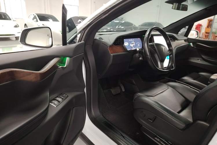 Used Tesla Model X 2019 Long-Range Version Driver Seat