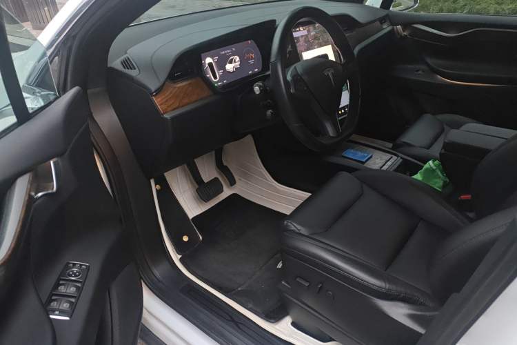 Used Tesla Model X 2019 Long-Range Version Driver Seat