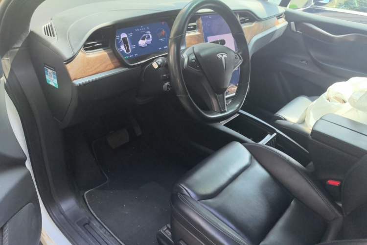 Used Tesla Model X 2019 Long-Range Version Driver Seat