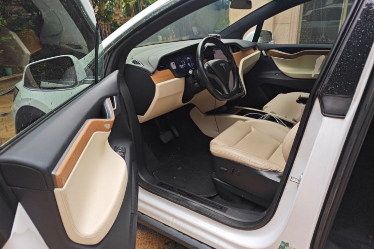 Used Tesla Model X 2019 Long-Range Version Driver Seat