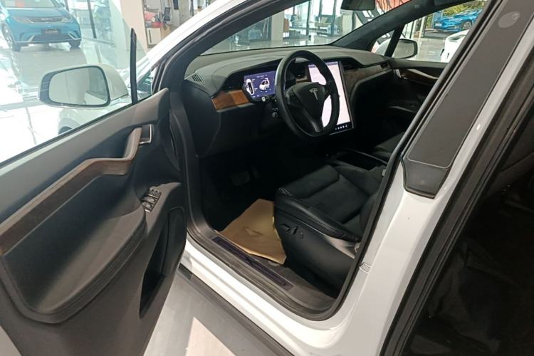 Used Tesla Model X 2019 Long-Range Version Driver Seat
