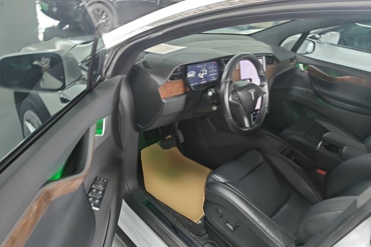 Used Tesla Model X 2019 Long-Range Version Driver Seat