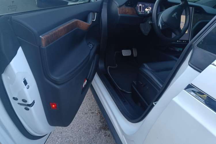 Used Tesla Model X 2019 Performance High-Performance Edition Driver Seat