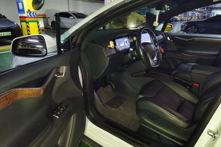 Used Tesla Model X 2019 Long-Range Version Driver Seat