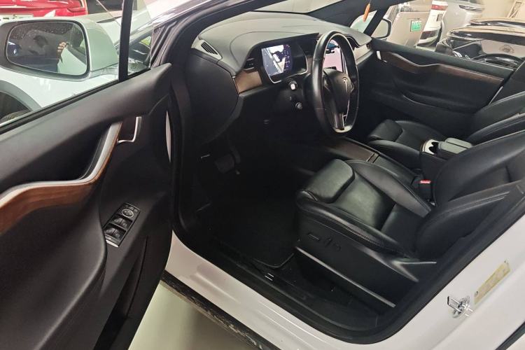 Used Tesla Model X 2019 Long-Range Version Driver Seat