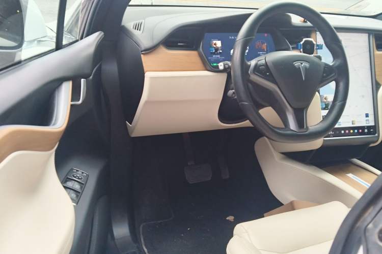Used Tesla Model X 2019 Long-Range Version Driver Seat