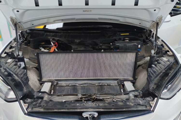 Used Tesla Model X 2019 Long-Range Version Engine Bay