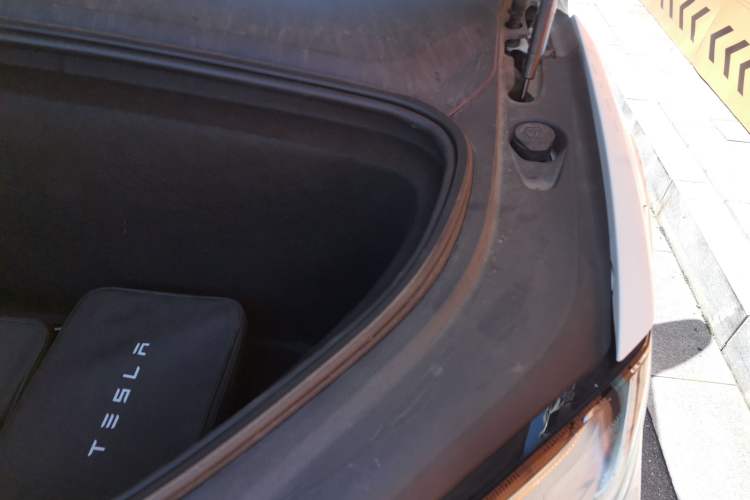 Used Tesla Model X 2019 Long-Range Version Engine Bay Left