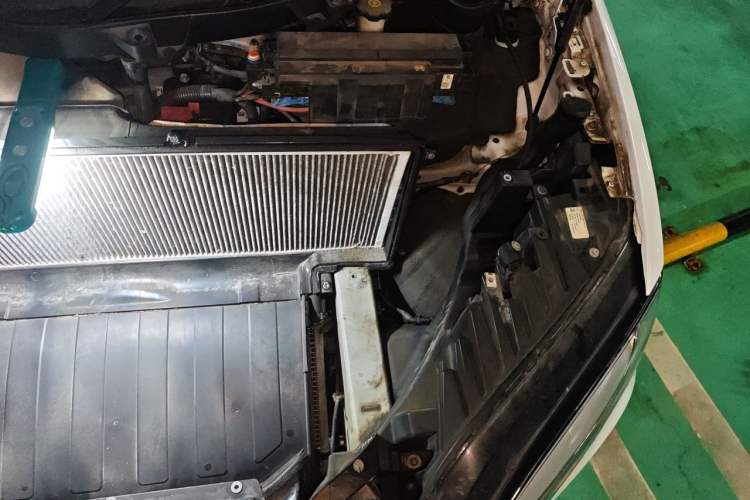 Used Tesla Model X 2019 Long-Range Version Engine Bay Left