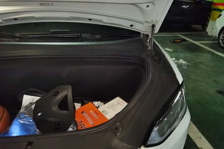 Used Tesla Model X 2019 Long-Range Version Engine Bay Left