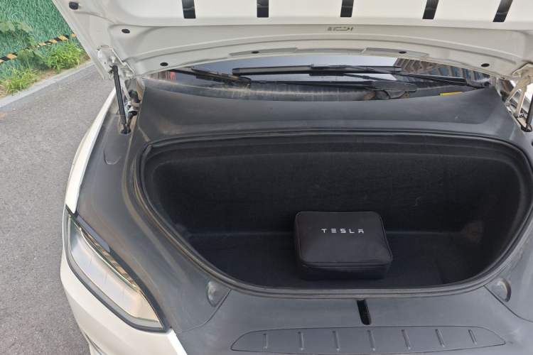 Used Tesla Model X 2019 Long-Range Version Engine Bay Right