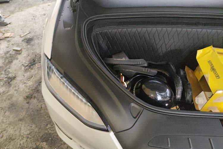 Used Tesla Model X 2019 Long-Range Version Engine Bay Right