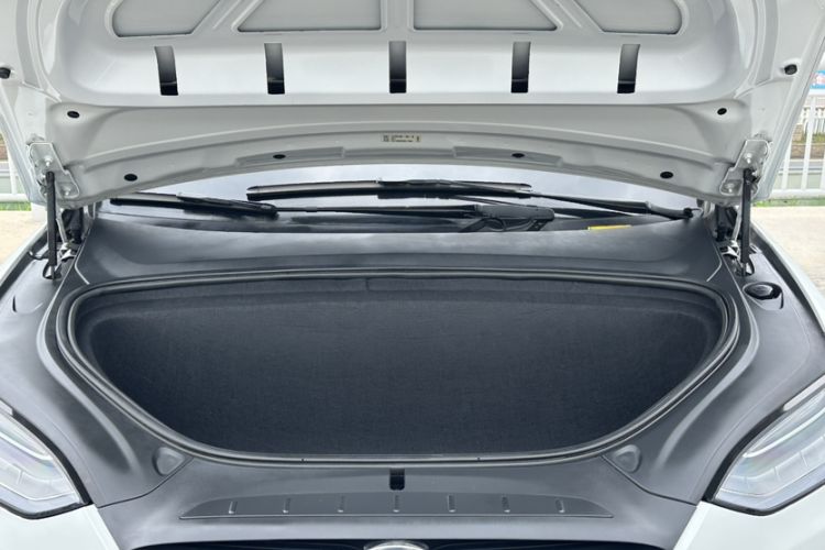 Used Tesla Model X 2019 Long-Range Version Engine Bay