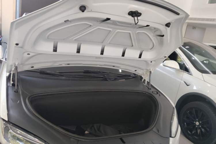 Used Tesla Model X 2019 Long-Range Version Engine Bay