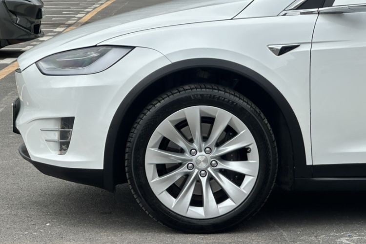Used Tesla Model X 2019 Long-Range Version Exterior 1