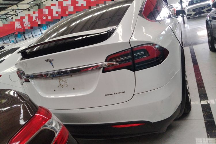 Used Tesla Model X 2019 Long-Range Version Exterior 4