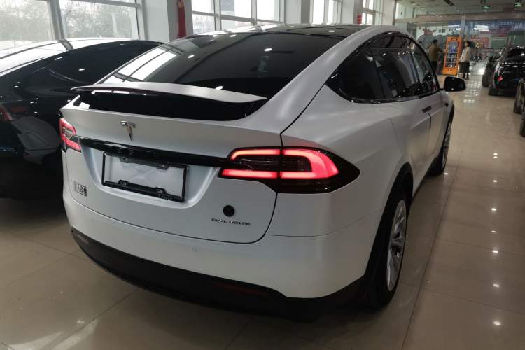 Used Tesla Model X 2019 Long-Range Version Exterior 5