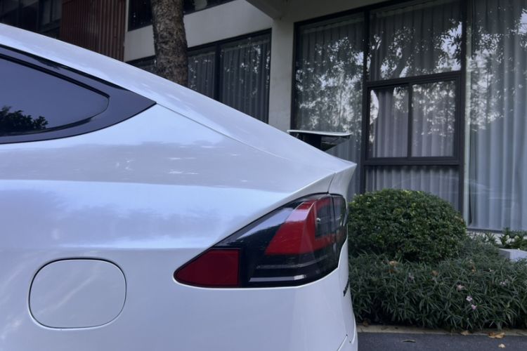 Used Tesla Model X 2019 Long-Range Version Exterior 9