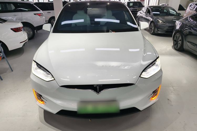Used Tesla Model X 2019 Long-Range Version Front