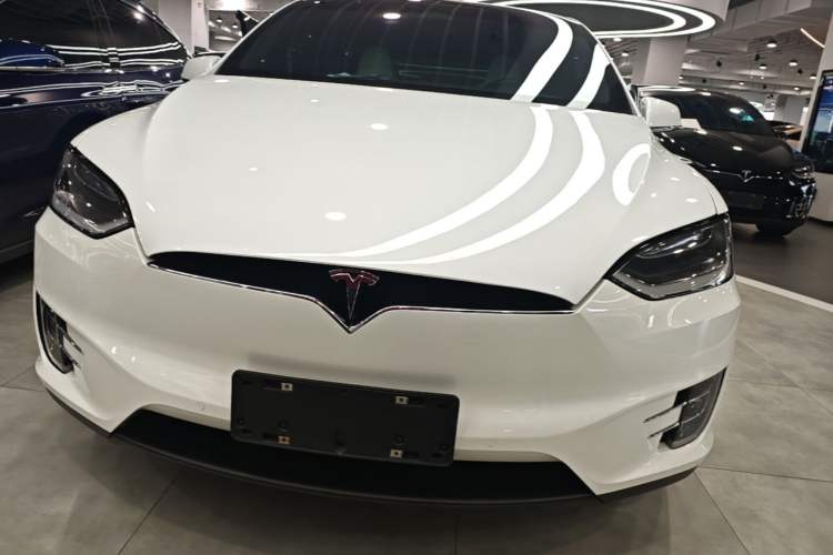 Used Tesla Model X 2019 Long-Range Version Front