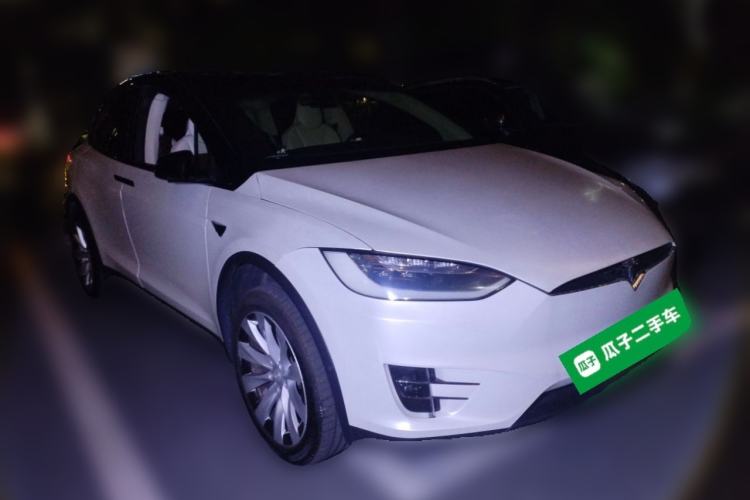 Used Tesla Model X 2019 Long-Range Version Front Right 45 Deg