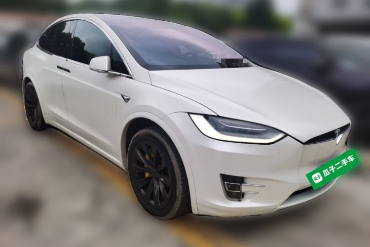 Used Tesla Model X 2019 Long-Range Version Front Right 45 Deg