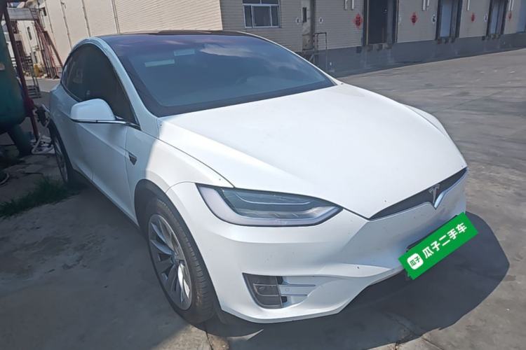 Used Tesla Model X 2019 Long-Range Version Front Right 45 Deg