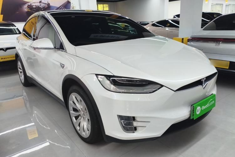 Used Tesla Model X 2019 Long-Range Version Front Right 45 Deg