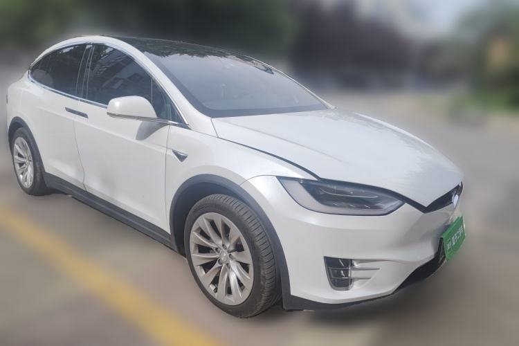 Used Tesla Model X 2019 Long-Range Version Front Right 45 Deg