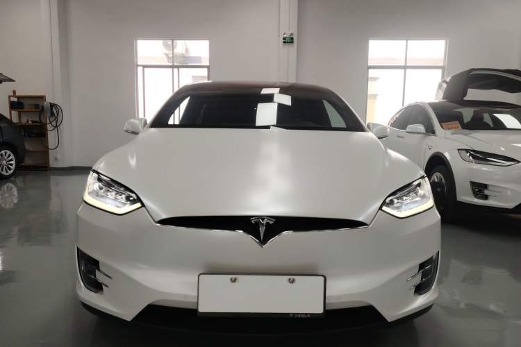 Used Tesla Model X 2019 Long-Range Version Front