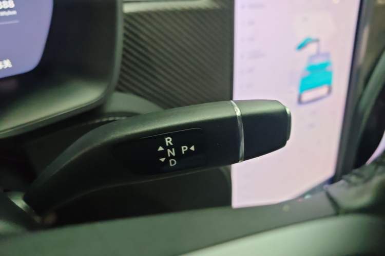 Used Tesla Model X 2019 Performance High-Performance Edition Gear Lever