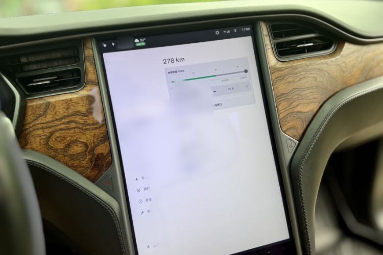 Used Tesla Model X 2019 Long-Range Version Interior 11