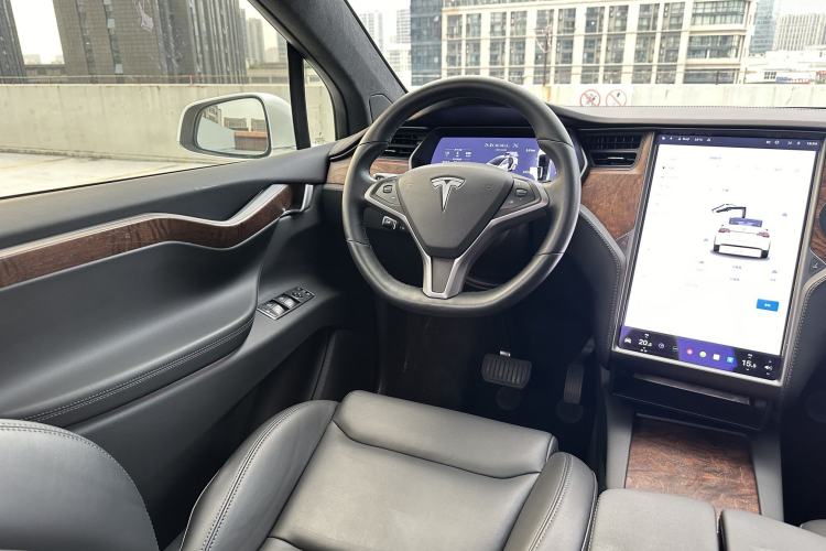 Used Tesla Model X 2019 Long-Range Version Interior 2
