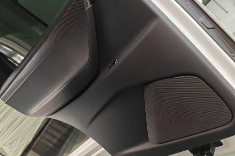 Used Tesla Model X 2019 Performance High-Performance Edition Interior 8