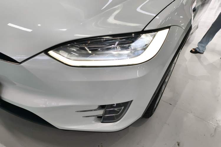 Used Tesla Model X 2019 Long-Range Version Left Front Headlight